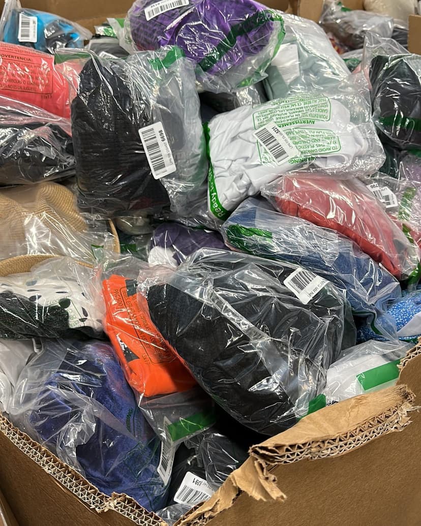 Amazon Clothing Pallet Truckload